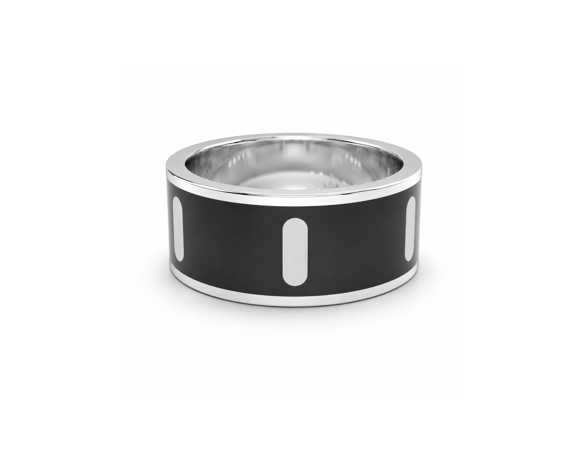 Серебряное кольцо 925 пробы с черной эмалью
